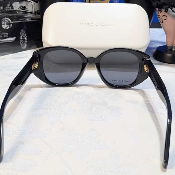 Marc Jacobs Black Sunglasses NEW! main image 7